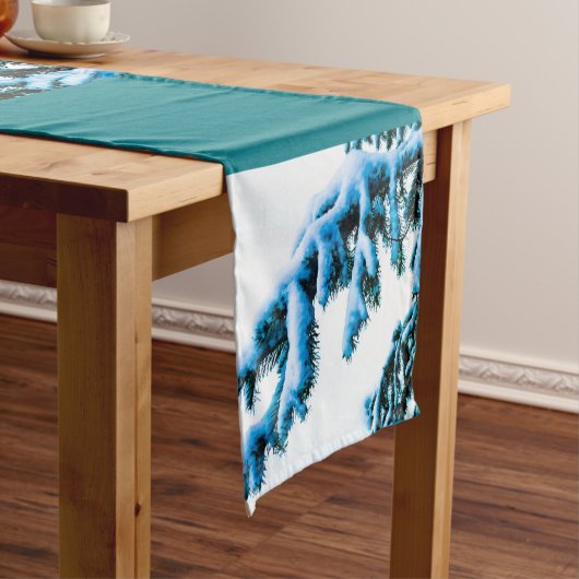Snow Bough Table Runner Kurzer Tischläufer (Beispiel)