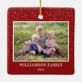 Snow Family Foto Keepake Red Christmas Keramikornament (Rückseite)