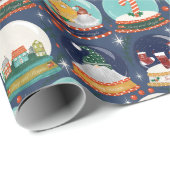 Snow Globe Christmas Gnome Gingerbrei House Denim Geschenkpapier (Rolleneckpunkt)