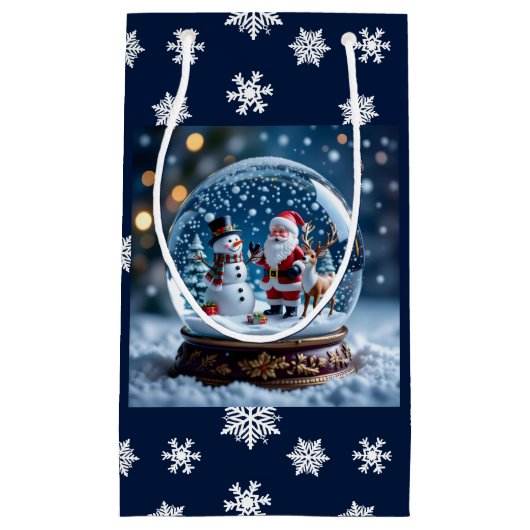 Snow globe with Santa and Reindeer Kleine Geschenktüte (Vorderseite)