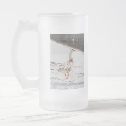 Snow Goose Strut Mattglas Bierglas (Links)