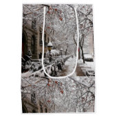 Snow Magic am 23. St NYC Mittlere Geschenktüte (Rückseite)