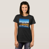 Snow Mountains Water Reflection Grand Teton Nation T-Shirt (Vorne ganz)