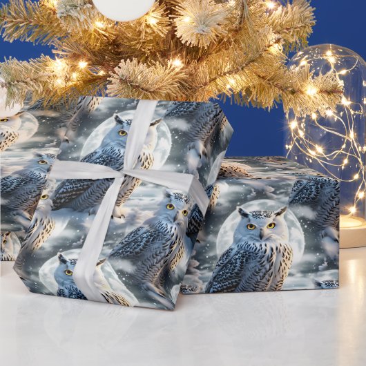 Snow Owl in Winter Moonlight Geschenkpapier (Feiertage)