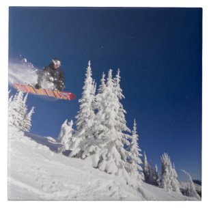 Snowboard-Action im Whitefish Mountain Resort Fliese