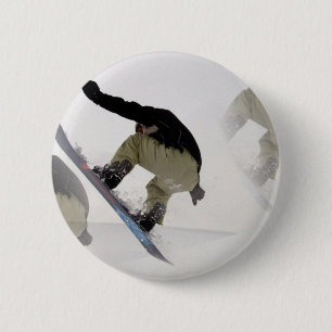 Snowboard befördert ringsum Knopf mit der Button