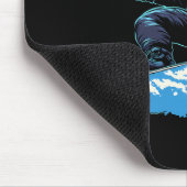 Snowboarden - Gorilla auf dem Snowboard-Schnee Mousepad (Ecke)