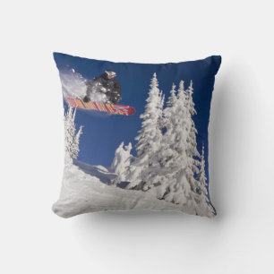 Snowboarden im Whitefish Mounort Kissen