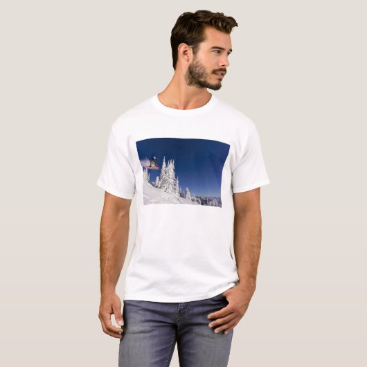 Snowboarden im Whitefish Mounort T-Shirt (Vorne ganz)