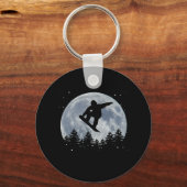 Snowboarden springt vor dem Mond Schlüsselanhänger (Vorderseite)