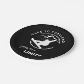 Snowboarder & "Dare to herauszufordern, Ihre eigen Pappteller (Schrägansicht)