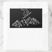 Snowboarder in den Bergen Rechteckiger Aufkleber (Tasche)