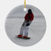 Snowboarder "Vorbereitungen zum Skifahren" Winters Keramikornament (Hinten)