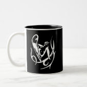 Snowboarding-Pinguin Zweifarbige Tasse (Links)