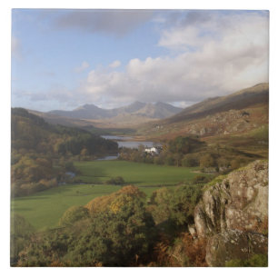 Snowdon von Capel Curig, Gwynedd, Wales (RF) Fliese