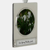 Snowdrops I (Galanthus) Weiße Frühlingsblumen Banner-Ornament Silber (Rechts)