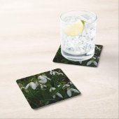 Snowdrops I (Galanthus) Weiße Frühlingsblumen Rechteckiger Pappuntersetzer (Vor Ort)