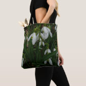 Snowdrops I (Galanthus) Weiße Frühlingsblumen Tasche (Von Nahem)