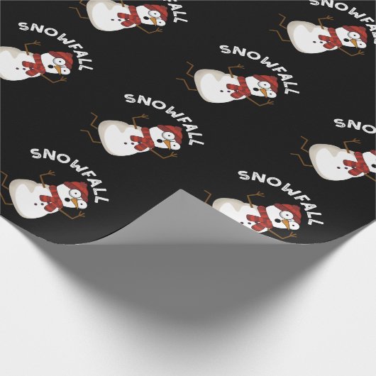 Snowfall Funny Snow Pun Dark BG Geschenkpapier (Ecke)