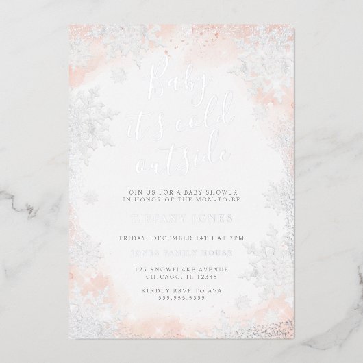 Snowflake Baby es ist kalt draußen Babydusche Folieneinladung (Vorderseite)