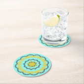 Snowflake Circle Holiday Lacey Gold auf Grün Runder Pappuntersetzer (Vor Ort)