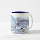 Snowflake Globe-Tasse Zweifarbige Tasse (VorderseiteRechts)