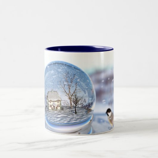 Snowflake Globe-Tasse Zweifarbige Tasse (Mittel)