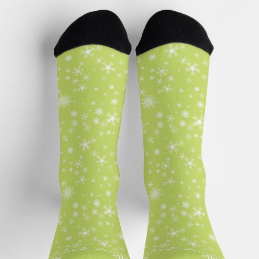 Snowflake Green Retro Name Whimsistische Weihnacht Socken (Oben)