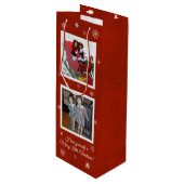 Snowflake Kisses Geschenktüte Für Weinflaschen (Vorderseite Schrägansicht)