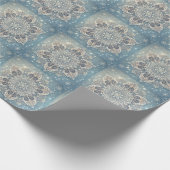 Snowflake Mandala in Frosty Hues 3 Geschenkpapier (Ecke)