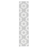 Snowflake Monogram Grey Christmas Table Runner Kurzer Tischläufer (Vorderseite)