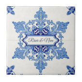 Snowflake pattern blue & white holiday custom name fliese (Vorderseite)