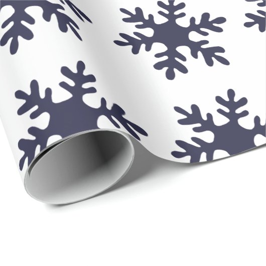 Snowflake Pattern Navy Blue Holiday Geschenkpapier (Rolleneckpunkt)