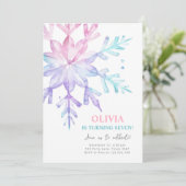 Snowflake Winter Wonderland Pink Girl Geburtstag Einladung (Stehend Vorderseite)