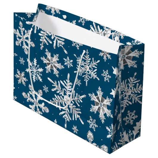 Snowflake Wrapping Große Geschenktasche Geschenktüte (Vorderseite Schrägansicht)