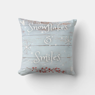 Snowflakes and Smiles Decretive Pillow Kissen