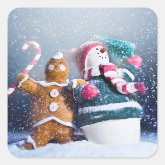 Snowman and gingerbread quadratischer aufkleber (Vorderseite)