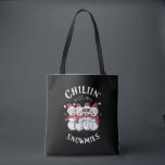 Snowman Christmas Chillin mit meinen Snowmies-Gesc Tasche<br><div class="desc">Snowman Christmas Chillin mit meinen Snowmies-Geschenken</div>