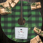 Snowman Green Buffalo Kariertes Baumrock<br><div class="desc">Fügen Sie Ihrem Weihnachtsbaum in dieser Weihnachtszeit eine elegante Touch mit einem Snowman Green Buffalo Karierten Baumrock hinzu. Im Tree Rock-Design befindet sich eine Box mit Kiefernästen und ein bezaubernder Schneemann mit Büffel-kariertem Hintergrund. Mit diesem Design sind auch zusätzliche Geschenk- und Urlaubsartikel erhältlich.</div>