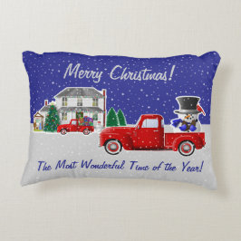 Snowman in Little Red Truck und Bauernhaus Dekokissen