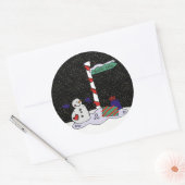 Snowman & North Pole - Runder Aufkleber (Umschlag)