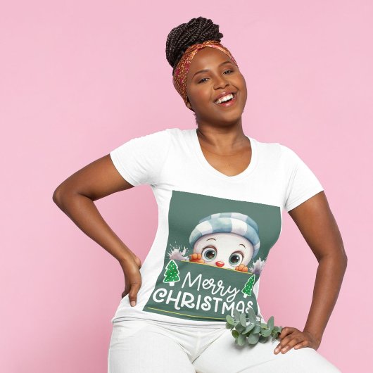 Snowman pinkelt zwischen Weihnachtsbaum T-Shirt