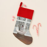 Snowman Snow Globe Weihnachtsstrumpf<br><div class="desc">Ein Schneemann Schneeglobe wie von innen gesehen.</div>