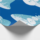 Snowman trägt einen Top-Hut Geschenkpapier