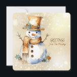 Snowman Weihnachtsgrüße aus Name Family Feiertagskarte<br><div class="desc">Ein netter,  fröhlicher Schneemann mit goldenem und braunem Accessoire und einem GREETINGS aus der Familie NAME</div>