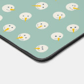 Snowmen Faces Schreibtischunterlage (Ecke)