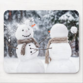 Snowmen Having a Snowball Fight Mousepad (Vorne)