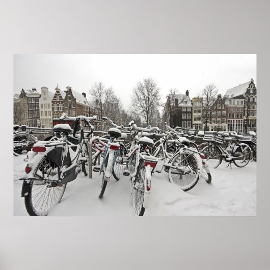 Snowy Amsterdam in den Niederlanden im Winter Poster (Vorne)