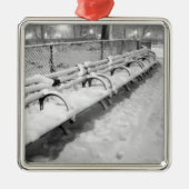 'Snowy Benches' Ornament (Vorne)