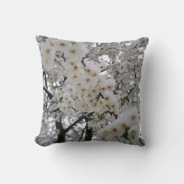 Snowy Blossom Throw Pillow Kissen